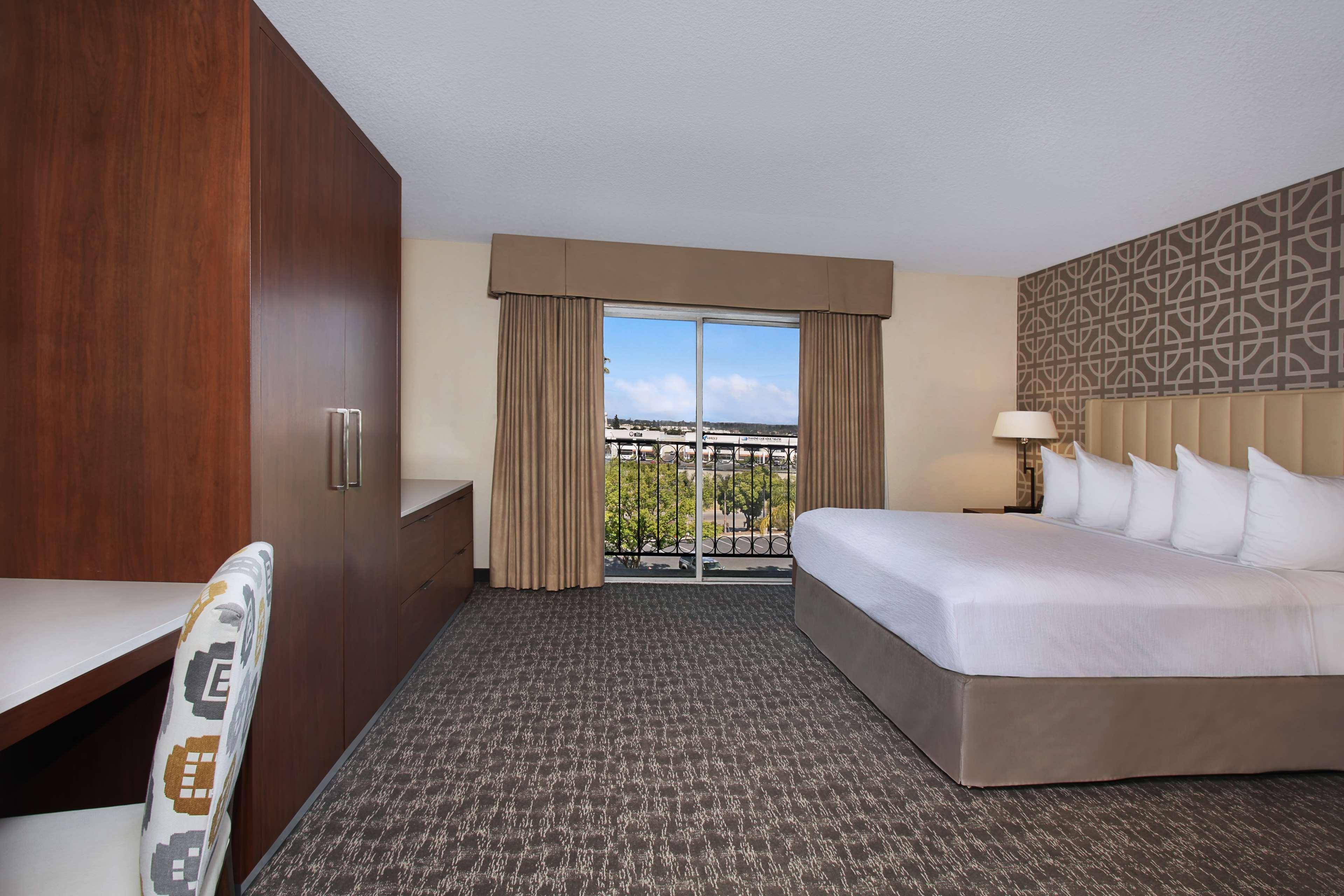 เอ็มบาสซี่ สวีทส์ อะนาฮีม นอร์ท โฮเต็ล Hotel อนาไฮม์ ภายนอก รูปภาพ