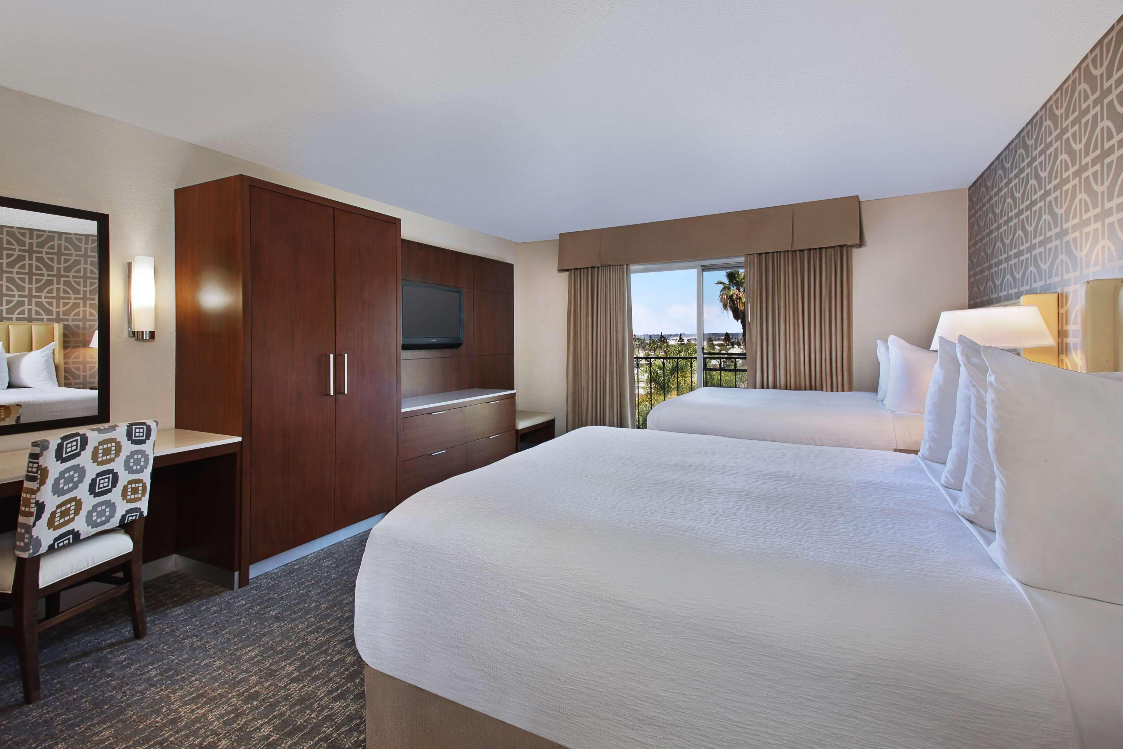 เอ็มบาสซี่ สวีทส์ อะนาฮีม นอร์ท โฮเต็ล Hotel อนาไฮม์ ภายนอก รูปภาพ