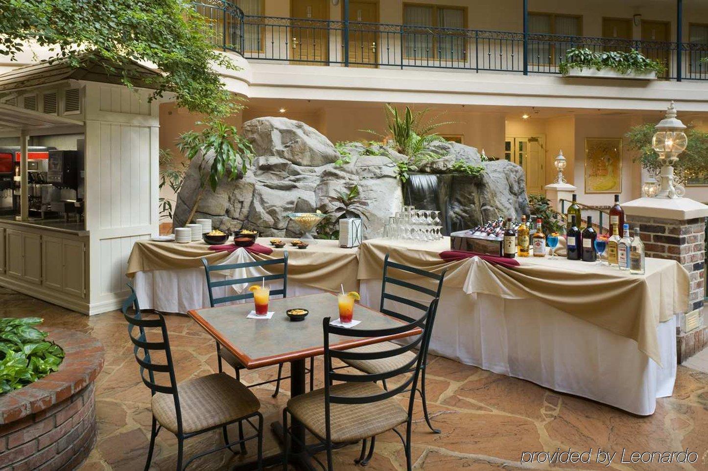 เอ็มบาสซี่ สวีทส์ อะนาฮีม นอร์ท โฮเต็ล Hotel อนาไฮม์ ร้านอาหาร รูปภาพ